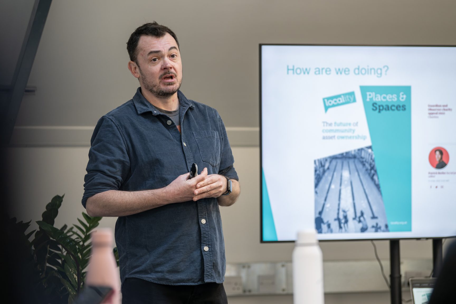 52 c David Monteith Hodge Photographise please credit Locality DMH 8684