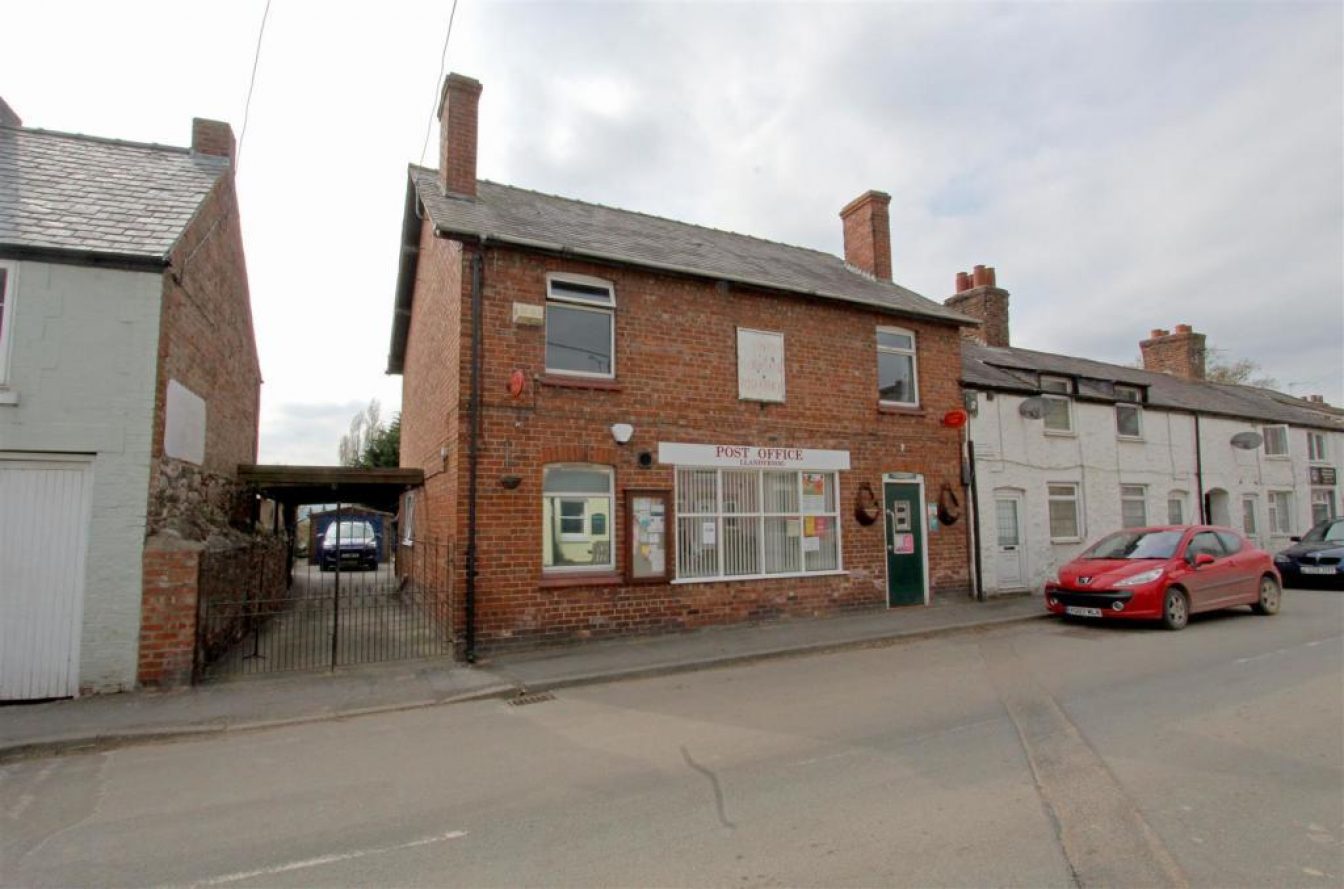 Llandyrnog Shop front picture